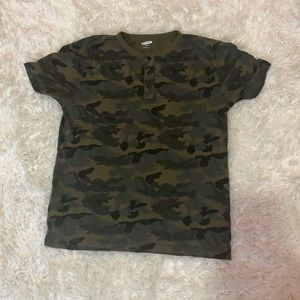 Men’s Camo Henley T-shirt.